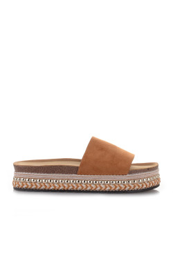 Flatforms σουέντ σε camel χρώμα Famous