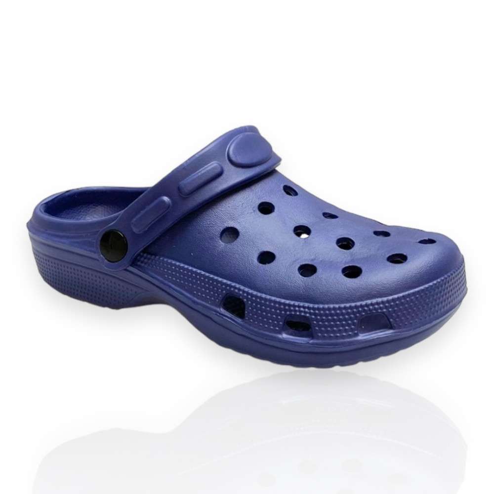 Γυναικεία crocs σε μπλέ χρώμα Famous