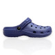 Γυναικεία crocs σε μπλέ χρώμα Famous