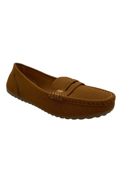 Γυναικεία loafers σε καμηλό χρώμα Famous