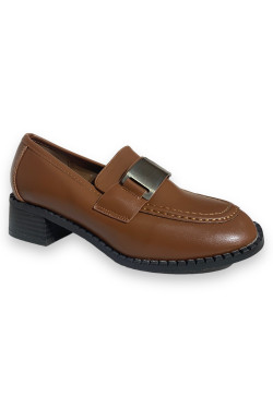 Γυναικεία loafers σε καφέ χρώμα Famous